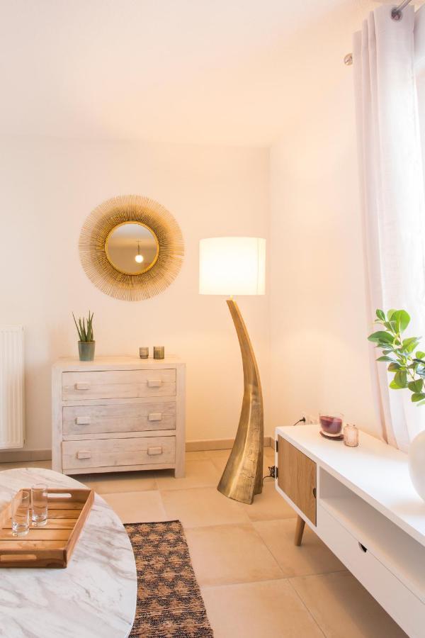 Zenao Appart'Hotels Villeneuve-lès-Avignon Buitenkant foto