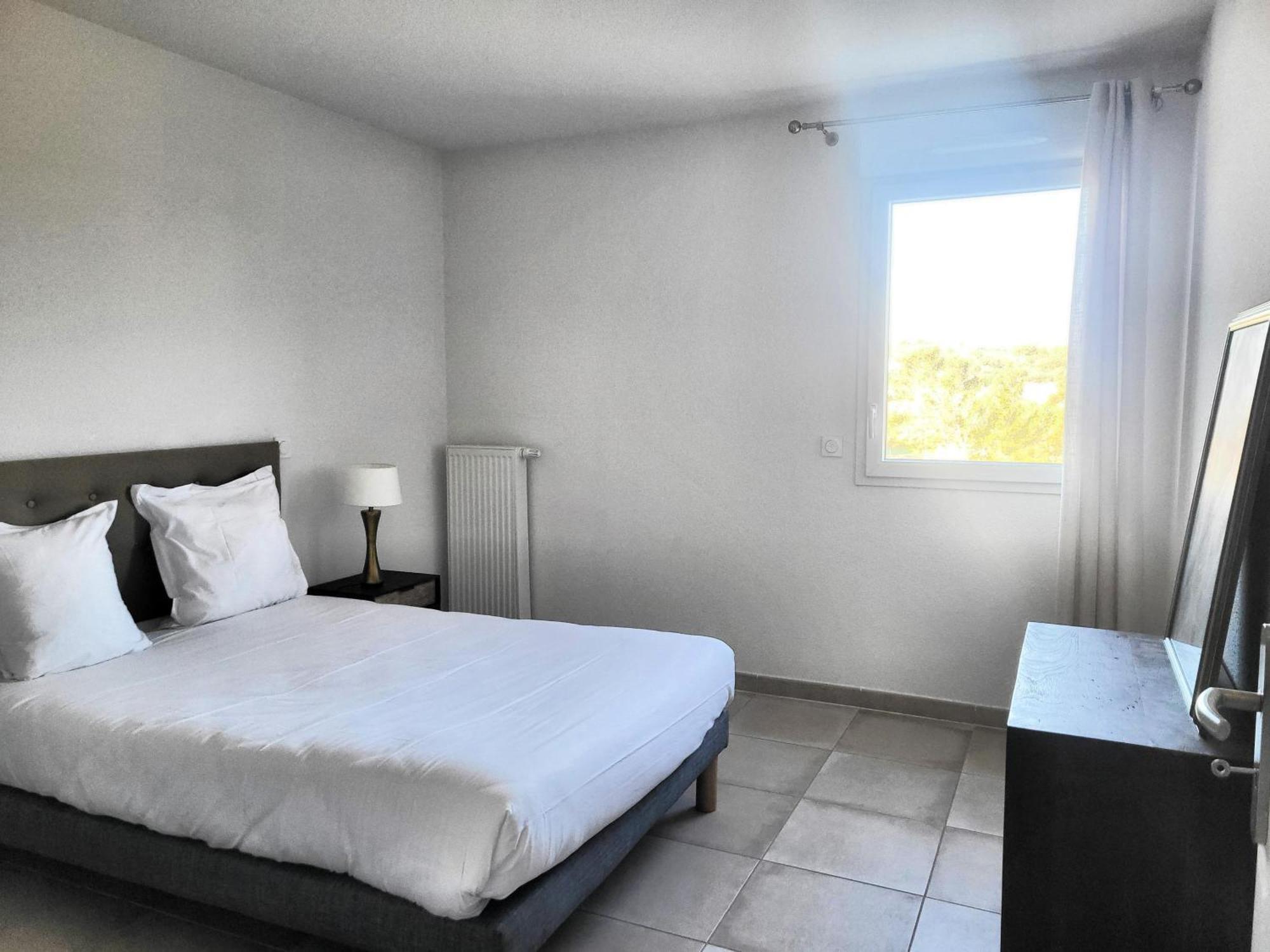 Zenao Appart'Hotels Villeneuve-lès-Avignon Buitenkant foto